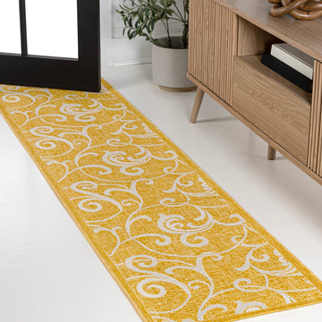 Maribel Traditional Classic All-Over Scroll Area Rug